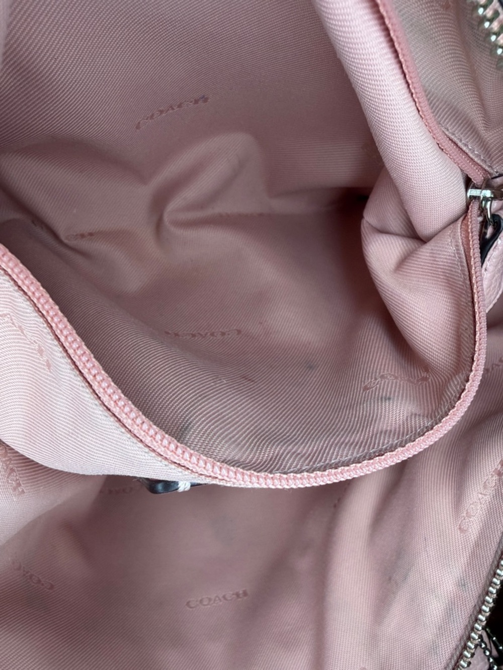 Coach EUC pink  leather Crossbody with hang tag.13 X 9& 4” deep - Picture 7 of 8